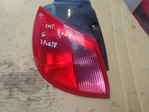 FEU ARRIERE GAUCHE MITSUBISHI COLT - Vue 1